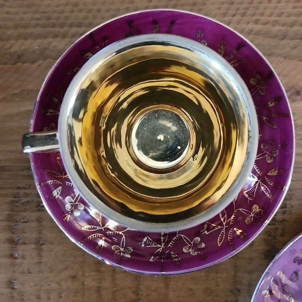 Vintage demitasse lusterware tea & saucer set - Picture 3 of 8